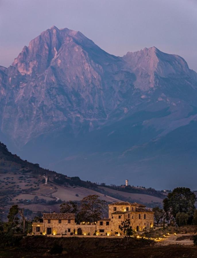 Castello Di Petecciano B&B Мошано-Сант'Анджело Екстер'єр фото