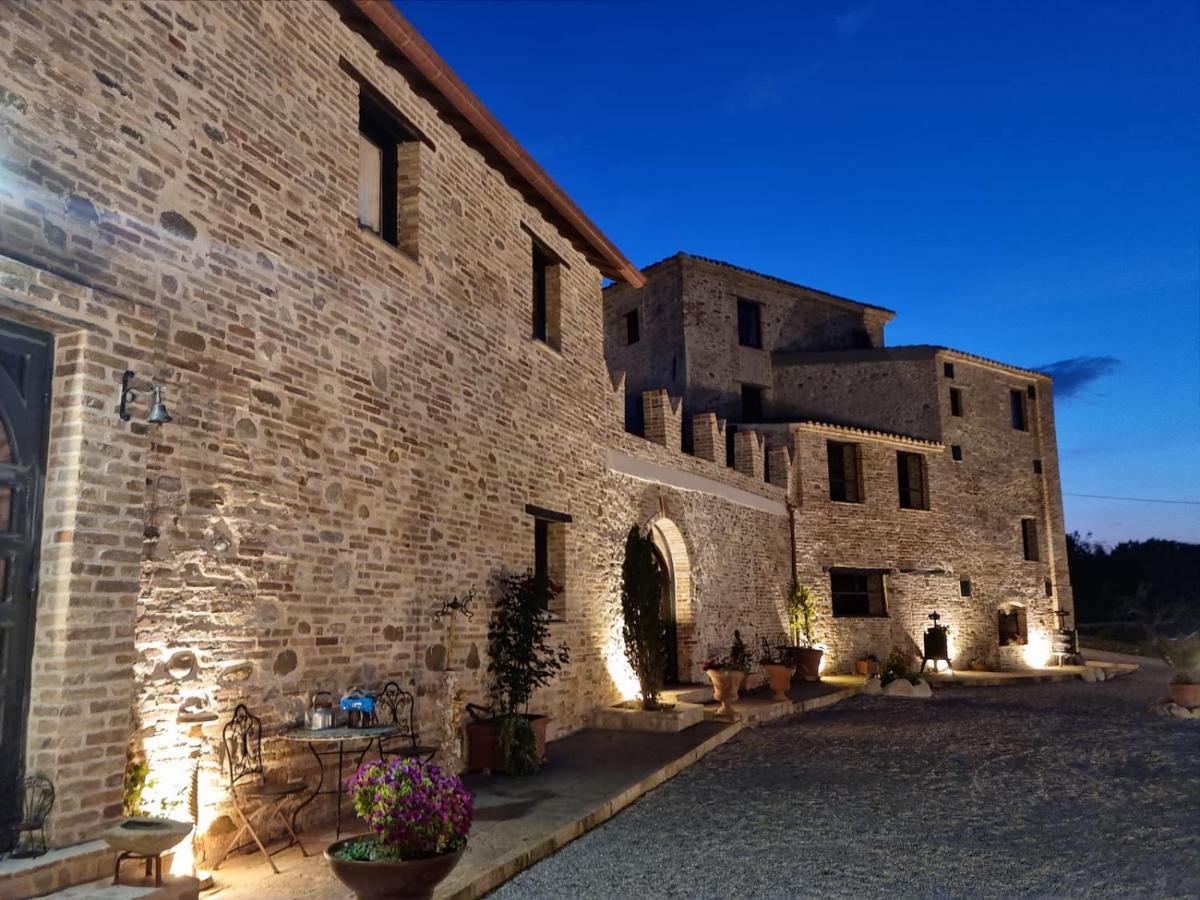 Castello Di Petecciano B&B Мошано-Сант'Анджело Екстер'єр фото