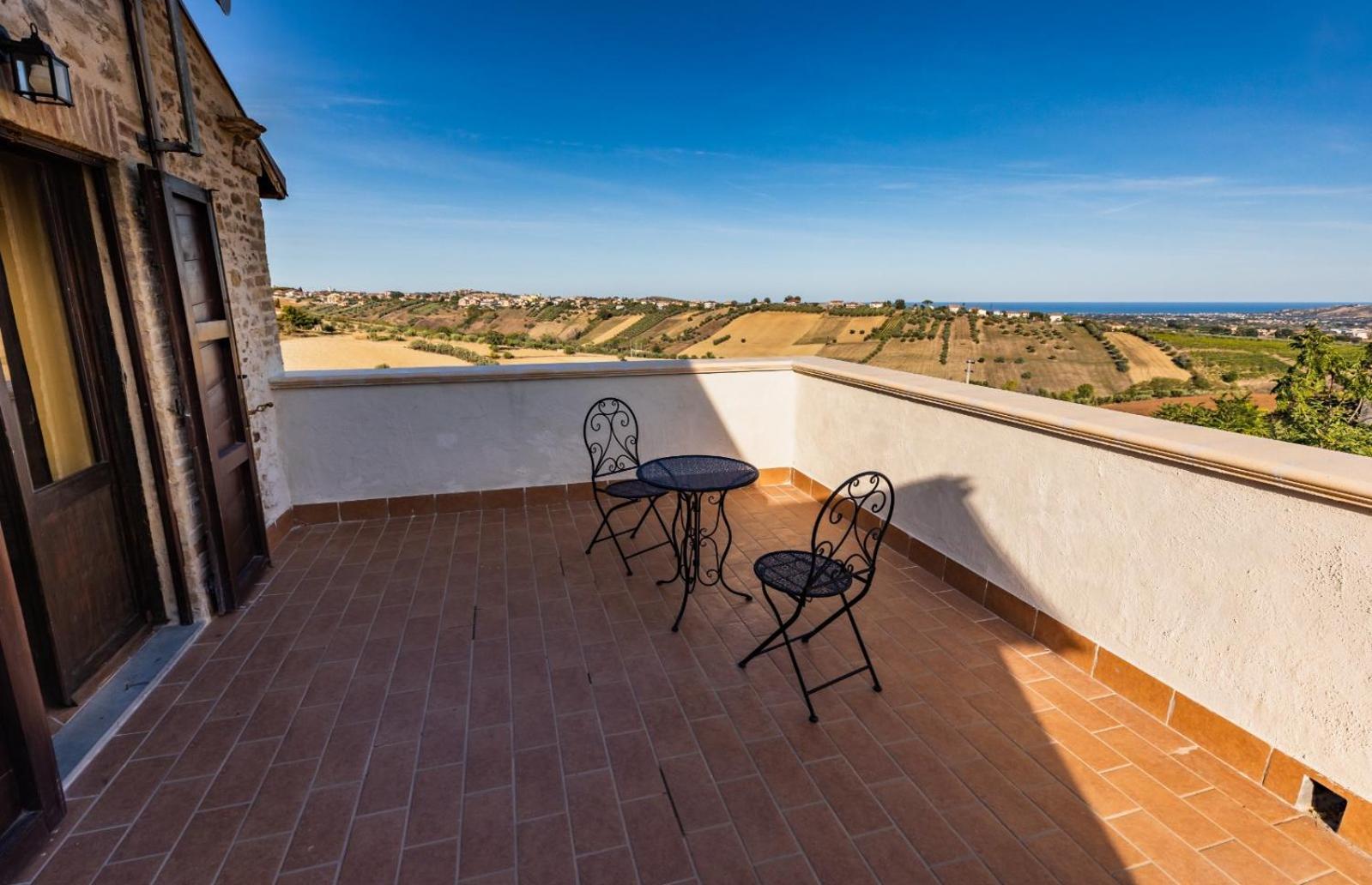 Castello Di Petecciano B&B Мошано-Сант'Анджело Екстер'єр фото