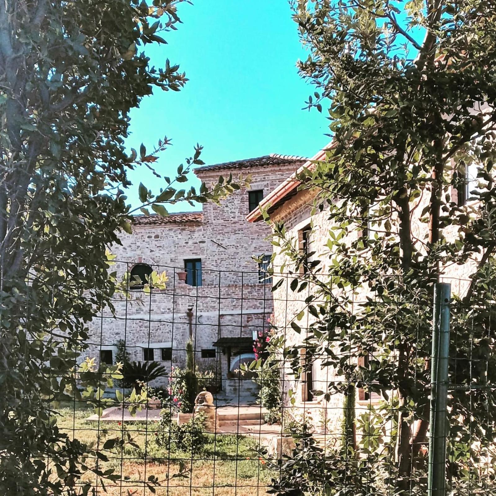 Castello Di Petecciano B&B Мошано-Сант'Анджело Екстер'єр фото